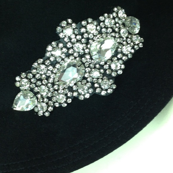 🆕LISTING Glitzy Bella Hat - Picture 3 of 4